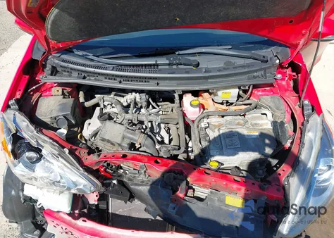 2015 Toyota Prius C Two z USA, uszkodzony, nr VIN JTDKDTB31F1582909